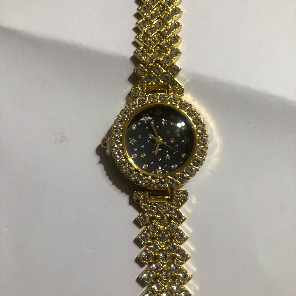 Elegant Gold Women's Watch